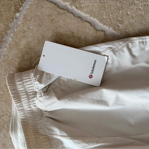 NWT Lululemon Swift Wide-Leg Mid-Rise Pant - Picture 2 of 7